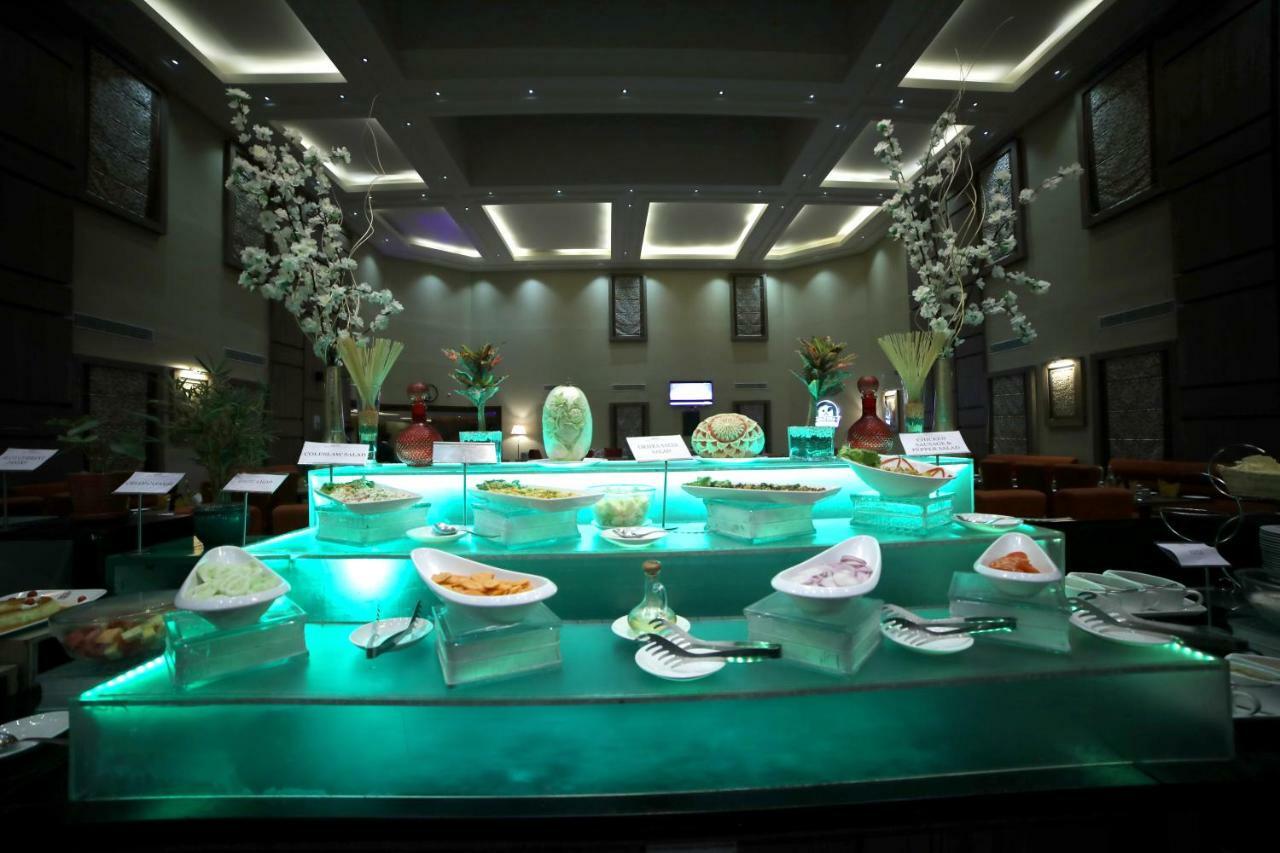 Rg Royal Hotel Bangalore Exterior photo