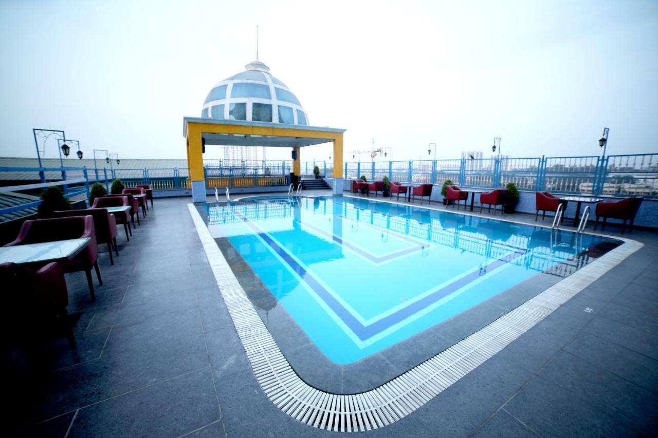 Rg Royal Hotel Bangalore Exterior photo